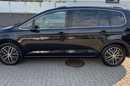 VW Touran 247.990 km 13.999 € Salzgitter-Lebenstedt 38226
