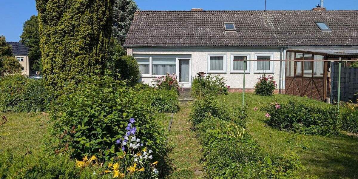 Doppelhaushälfte Salzgitter Lebenstedt - 4 Zimmer, 67 m&sup2;, 149.000&euro; | Angebot:25685717