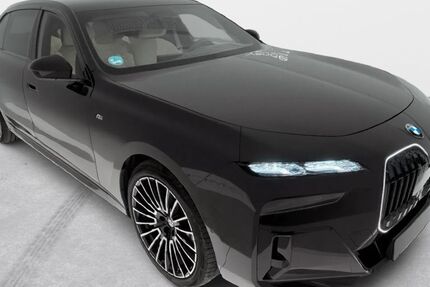 BMW 740 12.780 km 107.990 &euro; Braunschweig 38112