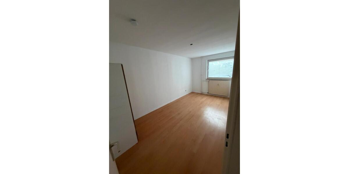 Etagenwohnung Salzgitter - 5 Zimmer, 110 m&sup2;, 1.400&euro; | Angebot:26497045