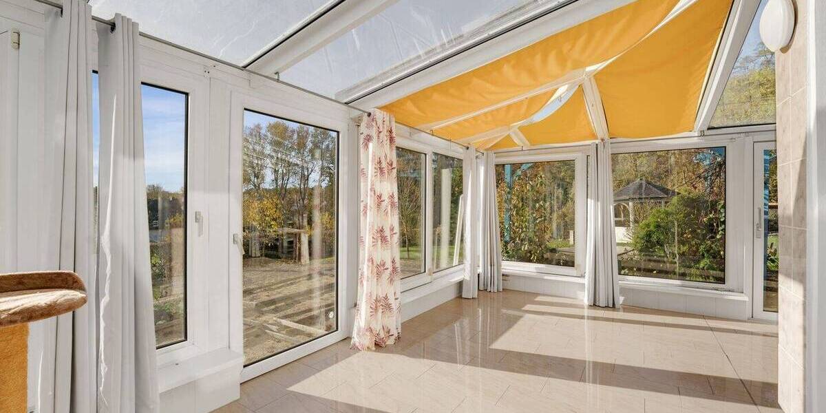 PROVISIONSFREI | Endhaus mit großem Garten in Top Lage - sofort bezugsfrei! 7 zimmer