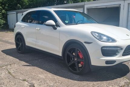 Porsche Cayenne 131.500 km 26.990 &euro; Salzgitter 38226