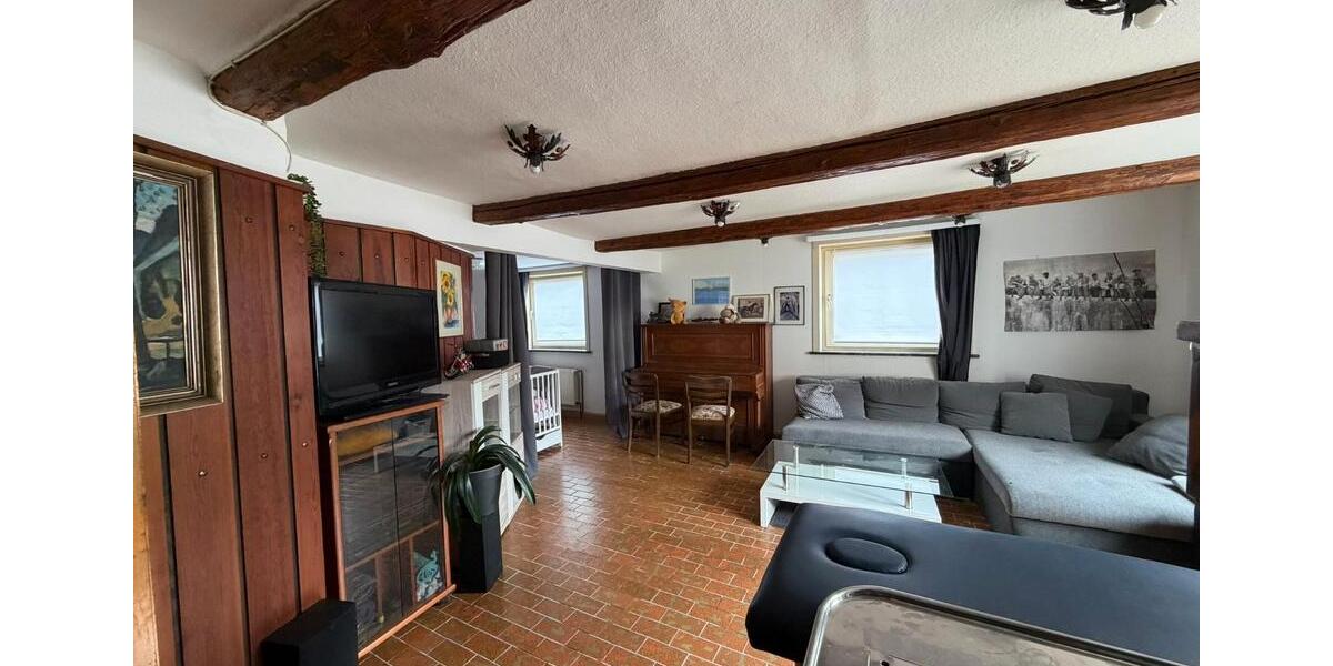 Einfamilienhaus Liebenburg - 16 Zimmer, 240 m&sup2;, 135.000&euro; | Angebot:27089282