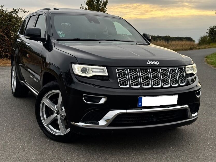 Jeep Grand Cherokee 121.000 km 20.900 € Braunschweig 38126