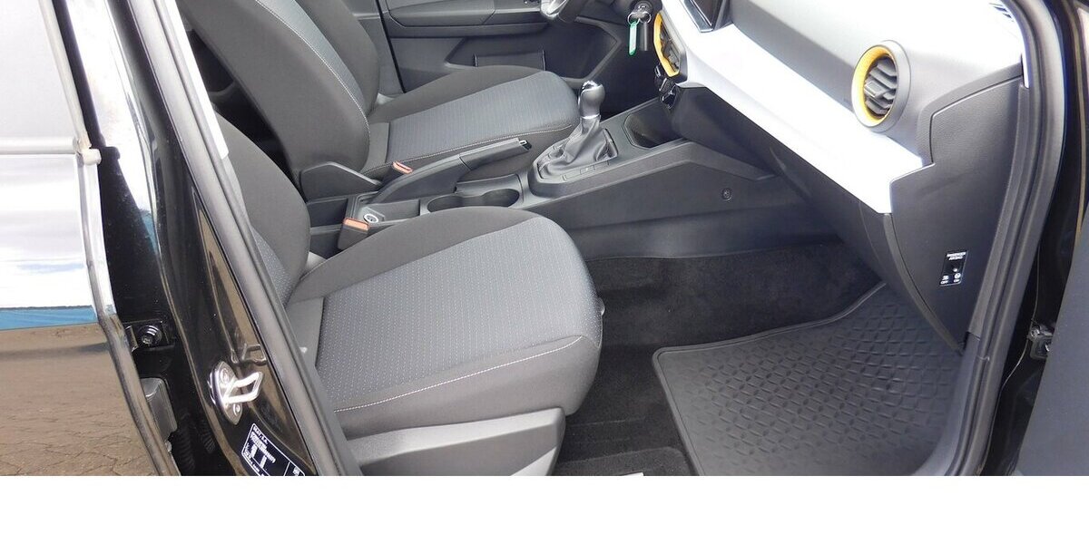 Seat Ibiza 1.0 Style TSI BMT 4Trg Navi Klima 25.200 km 15.990 &euro; Vordorf 38533