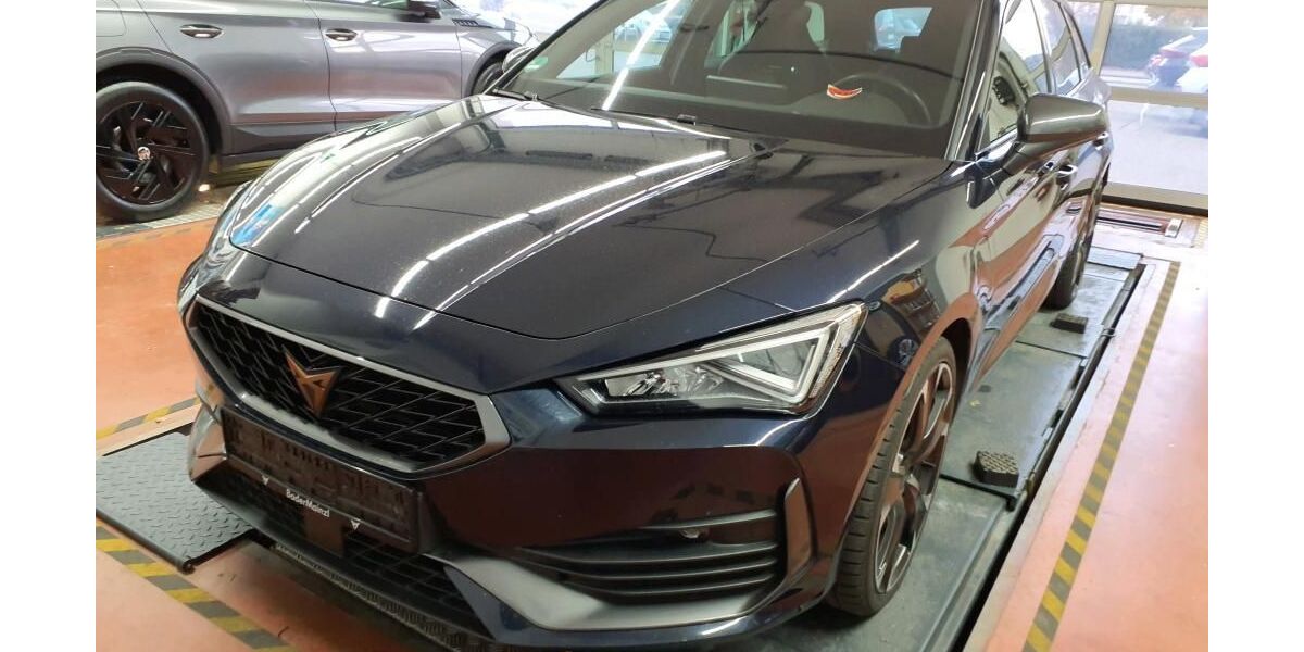 Cupra Leon 102.000 km 20.990 € Peine 31226