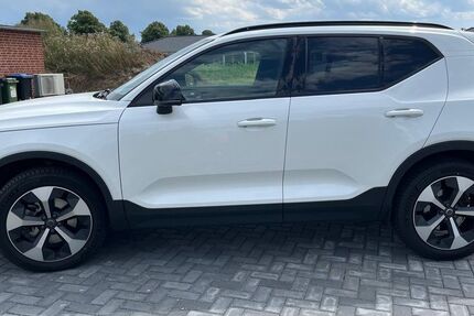 Volvo XC40 13.500 km 35.800 &euro; Ilsede 31241
