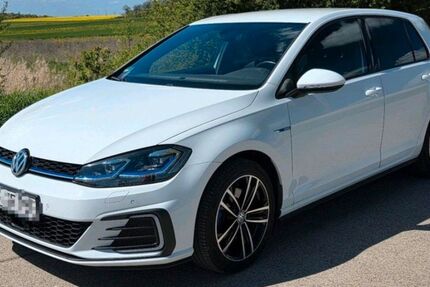 VW Golf 118.000 km 14.990 &euro; Sickte 38173