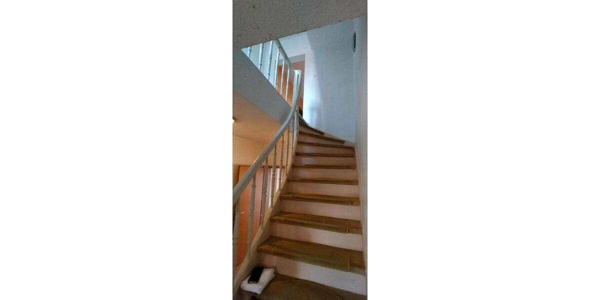 Einfamilienhaus Salzgitter Ortschaft Südost - 11 Zimmer, 207 m&sup2;, 139.000&euro; | Angebot:26531435