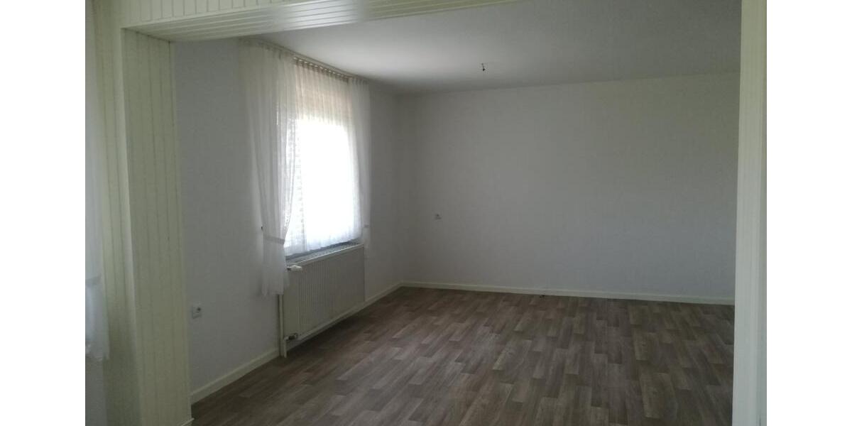 Doppelhaushälfte Edemissen - 4 Zimmer, 120 m&sup2;, 780&euro; | Angebot:24670354