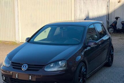 VW Golf 211.000 km 4.000 &euro; Salzgitter 38229