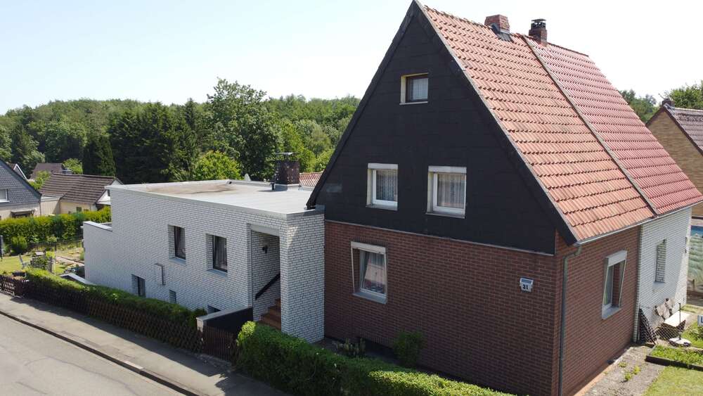 Haus zum Kaufen in Liebenburg 129.000 € 185 m² 9 zimmer