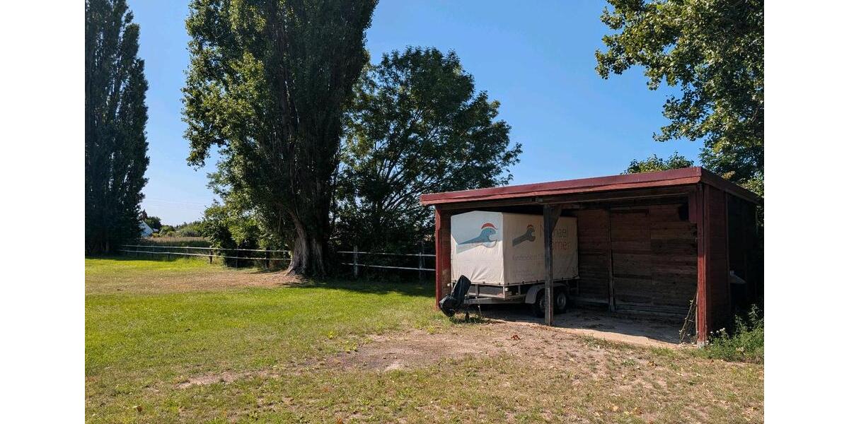 Wunderschönes Grundstück zwei Häuser Stall Scheune Nebengebäude 44 zimmer