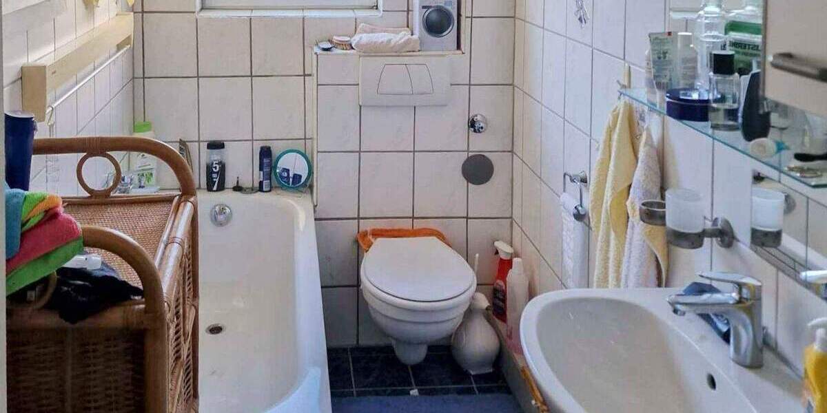 3 Zimmer Wohnung in Hochpaterre 3 zimmer