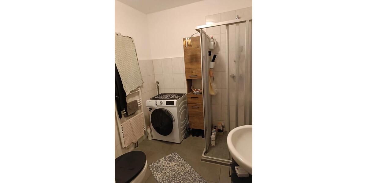 Etagenwohnung Hildesheim Bockfeld - 3 Zimmer, 80 m&sup2;, 200.000&euro; | Angebot:25976120
