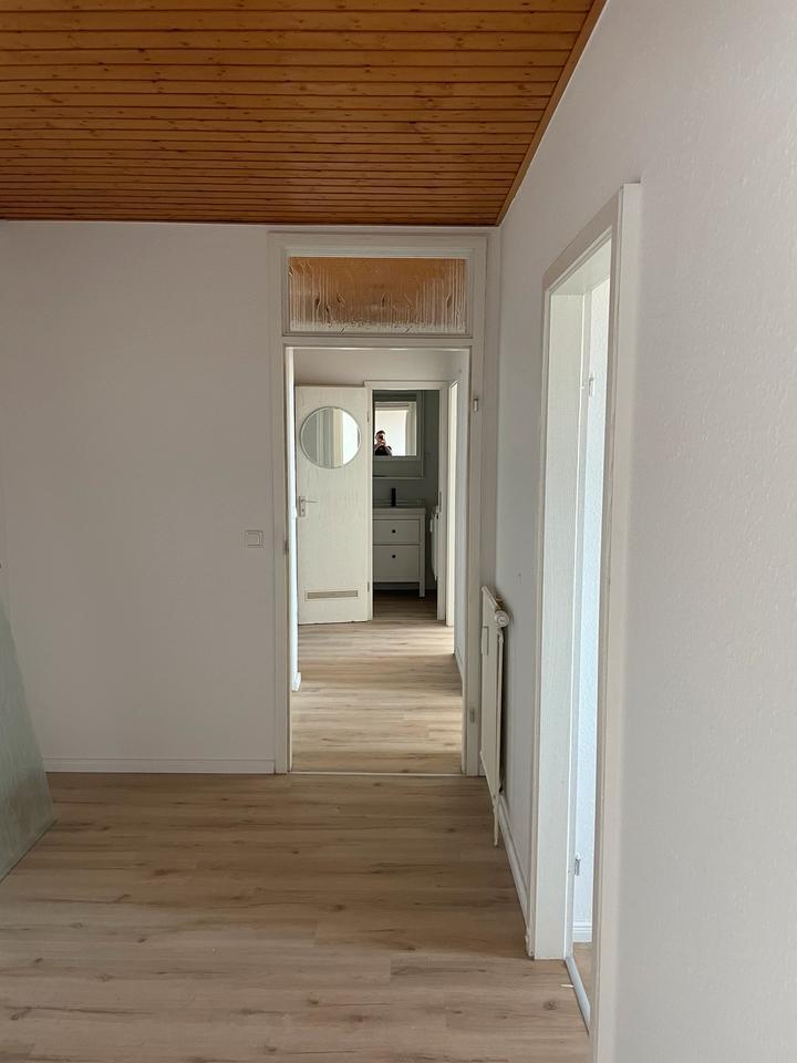 Attraktive frisch sanierte 3,5 Zimmerwohnung mitten im Zentrum