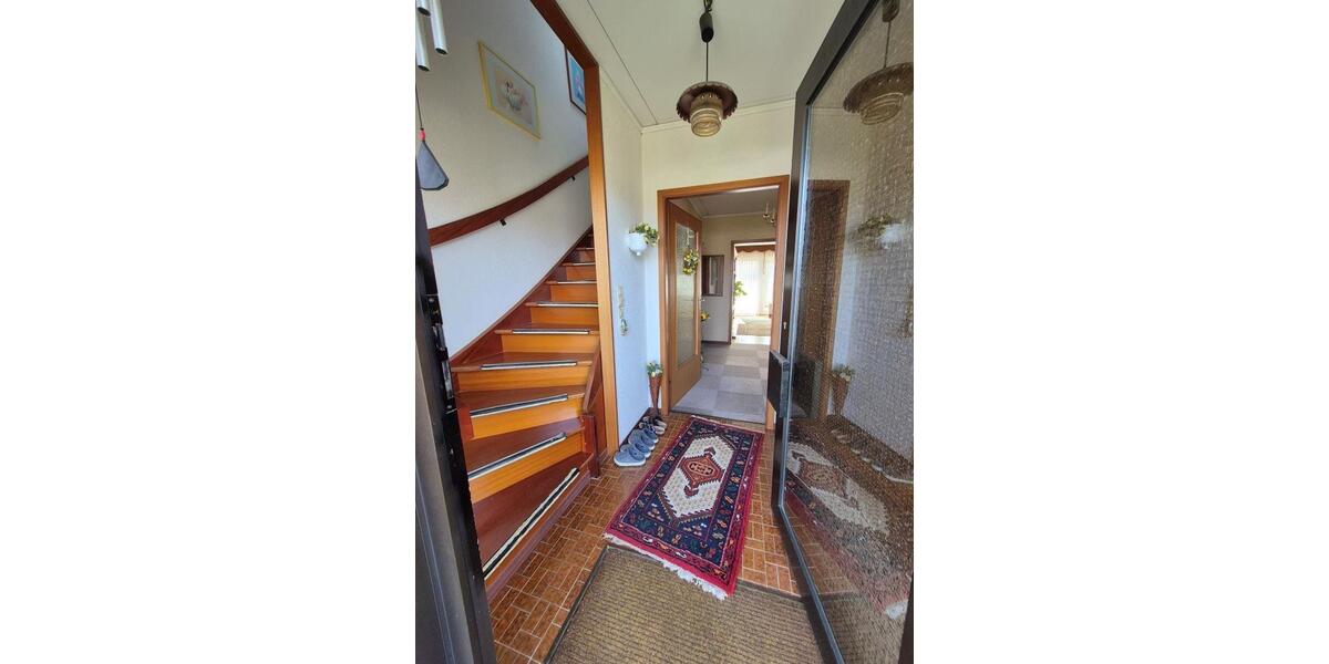 Mehrfamilienhaus, Wohnhaus Bad Salzdetfurth - 9 Zimmer, 160 m&sup2;, 260.000&euro; | Angebot:27203170