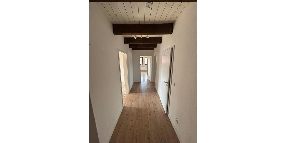 Maisonettenwohnung Algermissen - 6 Zimmer, 160 m&sup2;, 1.050&euro; | Angebot:24841248