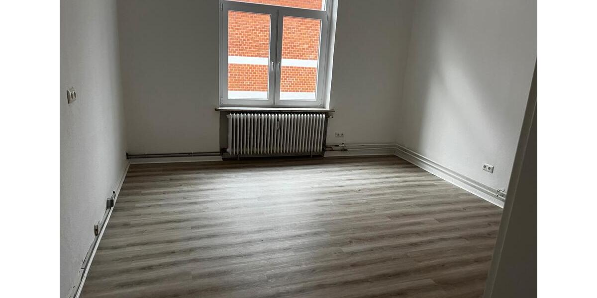 Etagenwohnung Braunschweig Östliches Ringgebiet - 3 Zimmer, 108 m&sup2;, 1.100&euro; | Angebot:24535288
