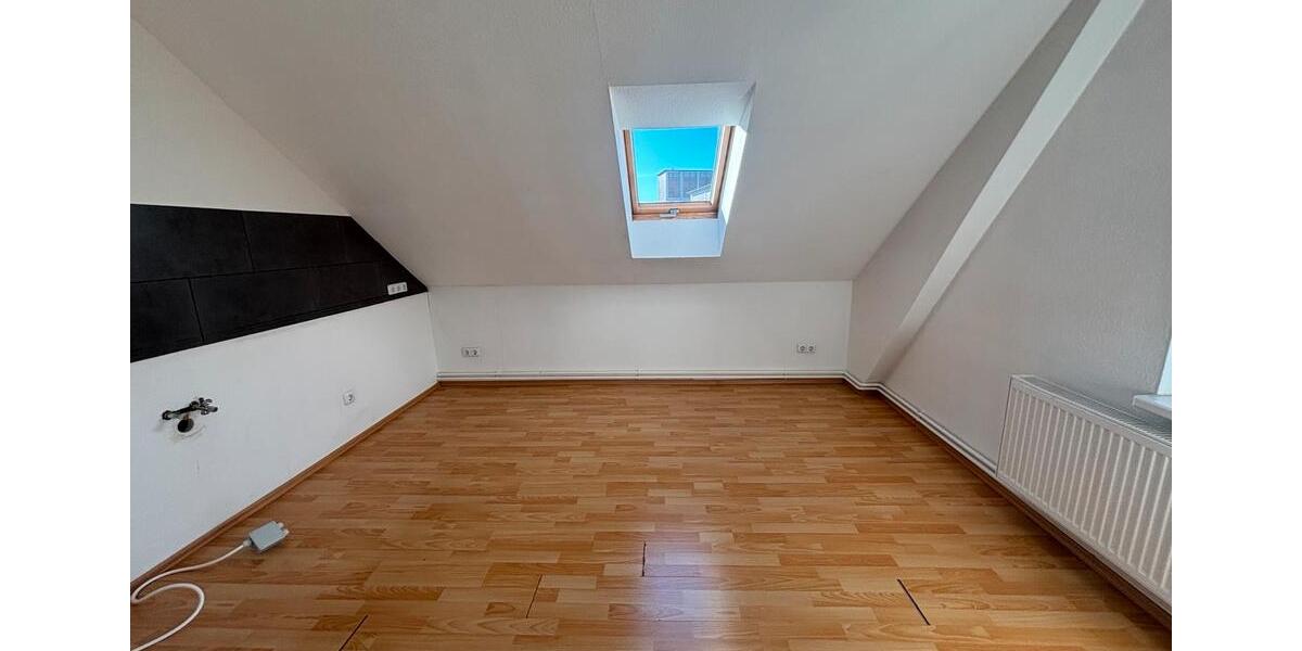 Dachgeschoßwohnung Braunschweig Östliches Ringgebiet - 3 Zimmer, 72 m&sup2;, 770&euro; | Angebot:26061640