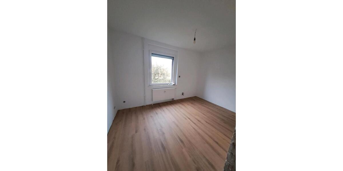 Hochparterre Goslar Immenrode - 4 Zimmer, 99 m&sup2;, 920&euro; | Angebot:26296871