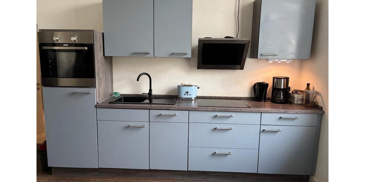 Tolle Altbauwohnung im Herrenhaus 1 zimmer