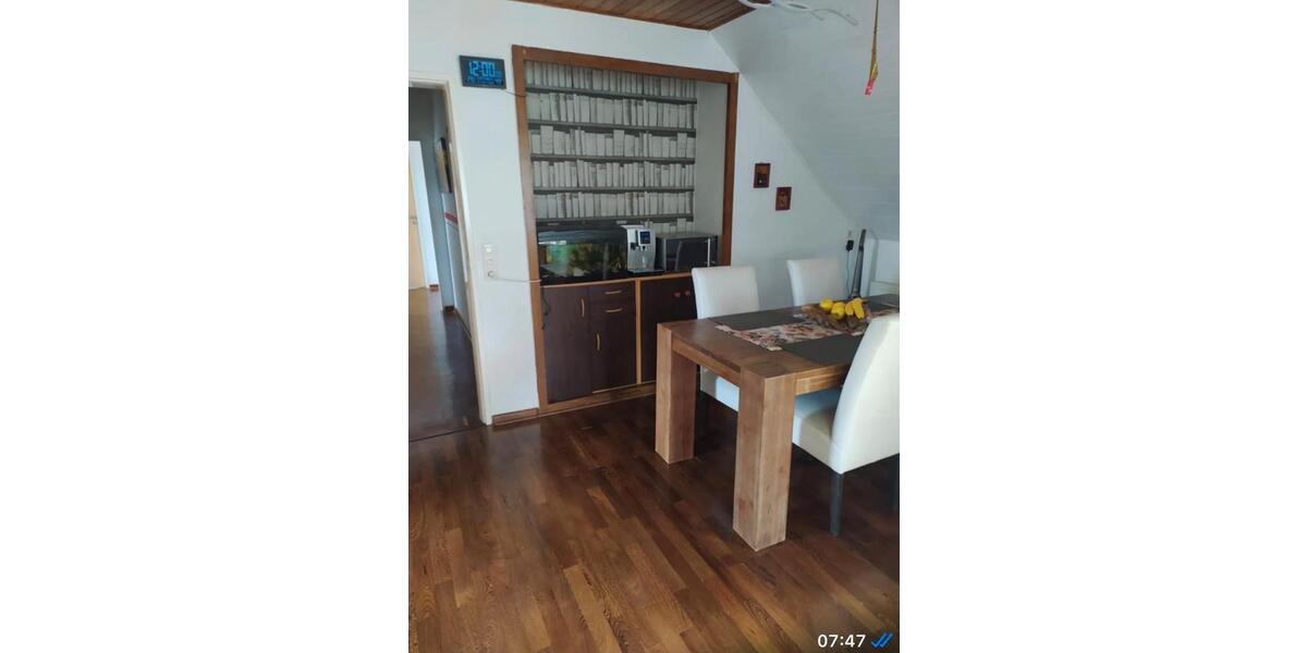 Sehr schöne 3 Zimmer Wohnung mit kamin 3 zimmer