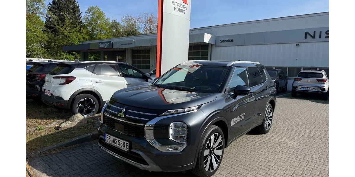 Mitsubishi Plug-in Hybrid Outlander 3.500 km 53.880 &euro; Braunschweig 38126