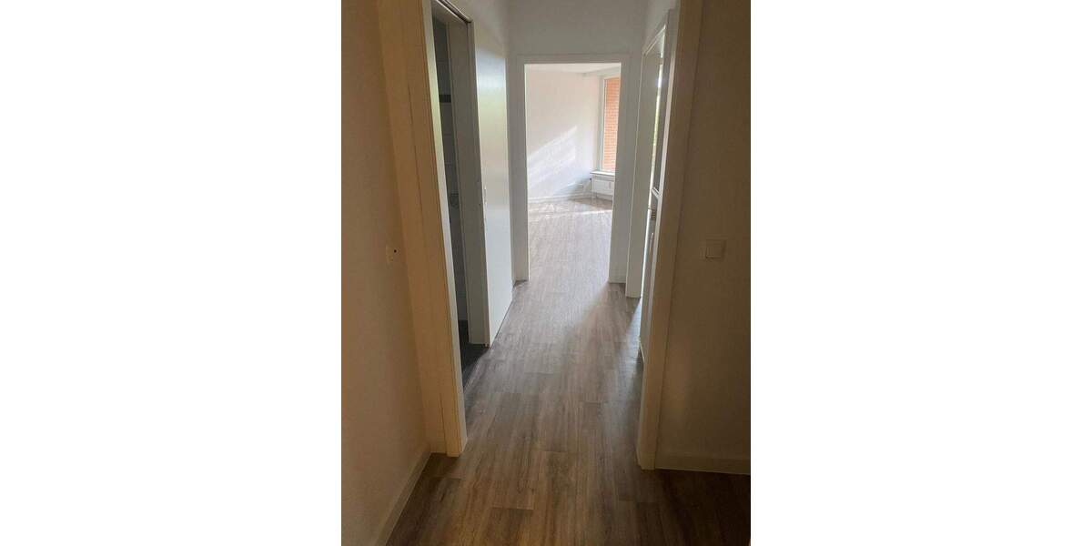 Etagenwohnung Hildesheim Neuhof - 235&euro; | Angebot:24807955