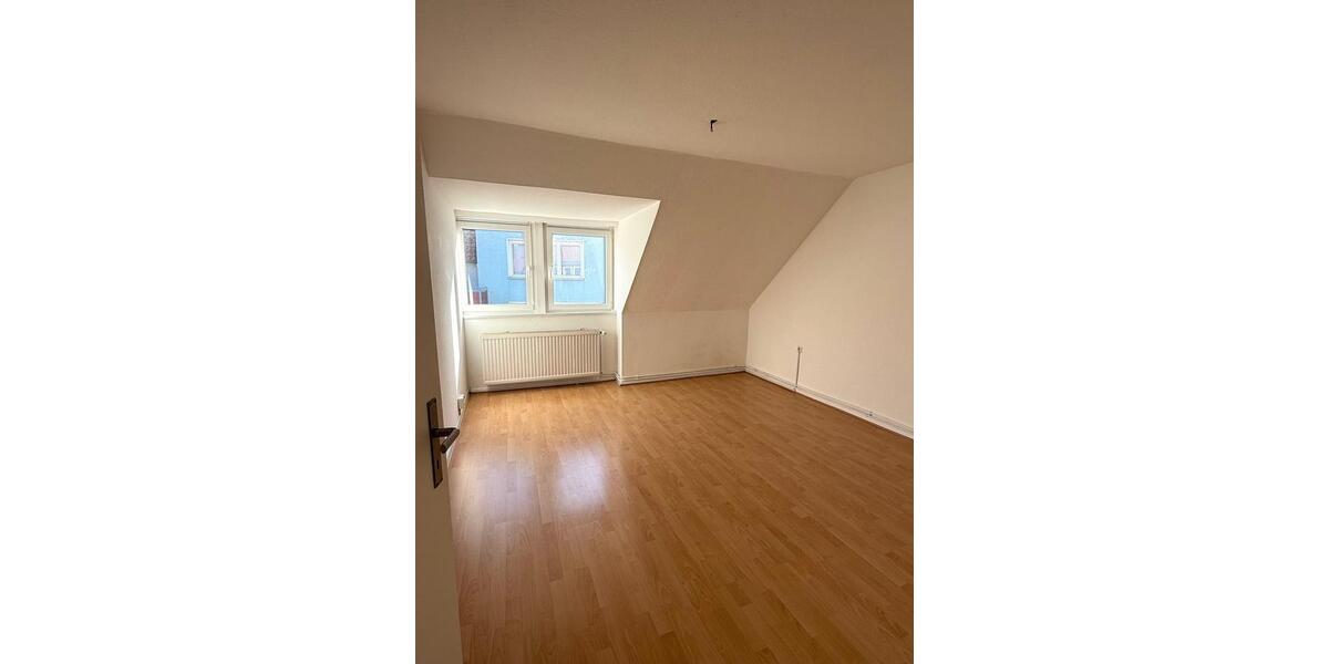 Dachgeschoßwohnung Hildesheim - 2 Zimmer, 53 m&sup2;, 530&euro; | Angebot:25416233