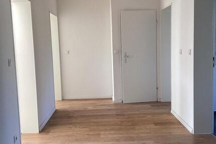 Wohnung Hildesheim Himmelsthür - 3 Zimmer, 85 m&sup2;, 845&euro; | Angebot:25838385