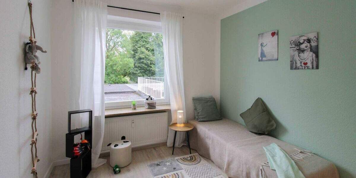 WIEDER VERFÜGBAR, Neubau-Luxuswohnung mit großer Dachterrasse und zusätzlicher ELW 6 zimmer