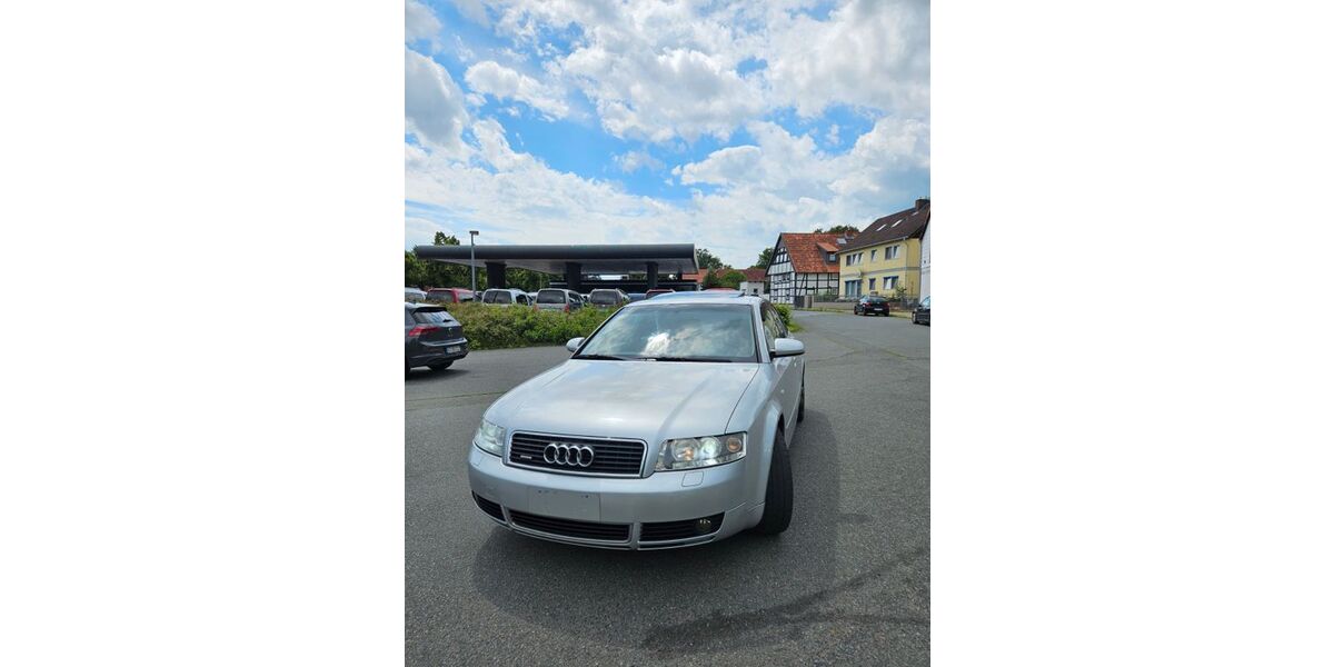 Audi A4 242.000 km 2.100 &euro; Salzgitter 38229