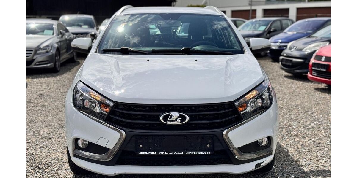 Lada Vesta 98.000 km 5.999 &euro; Goslar 38640