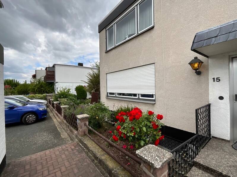 Zweigenerationenhaus oder gr. Einfamilienhaus , im Norden von Braunschweig 6 zimmer