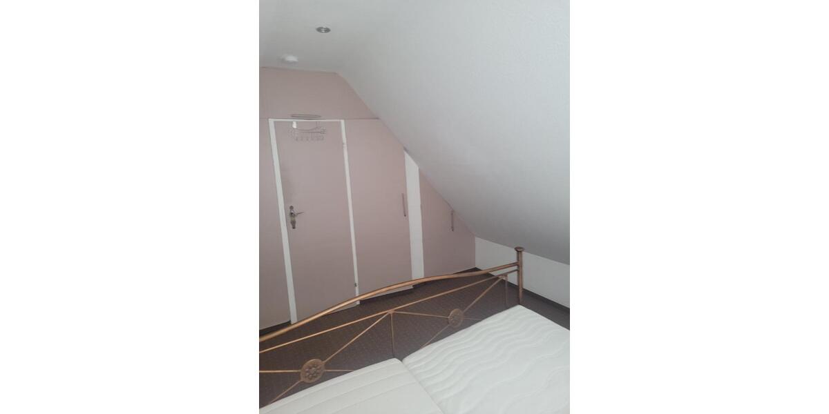 Gemütliche 2,5-Zimmer-Wohnung, teilmöbliert 2.5 zimmer