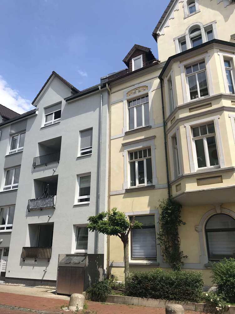 Wohnung zum Mieten in Lehrte 1.023,06 € 98 m²