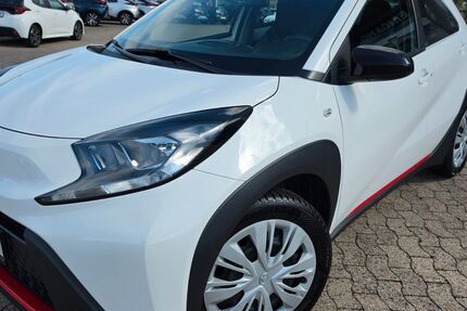 Toyota Aygo (X) 13.000 km 13.990 &euro; Hildesheim 31137