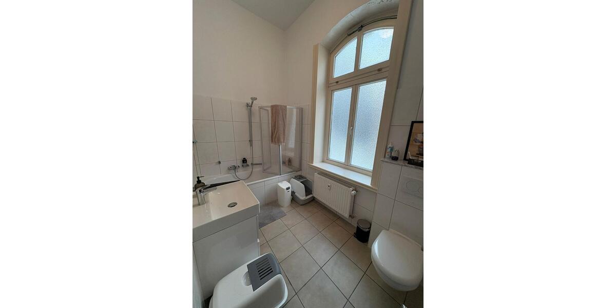 Hochparterre Hildesheim - 4 Zimmer, 165 m&sup2;, 1.155&euro; | Angebot:26251203