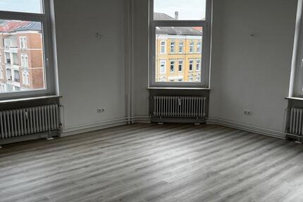 Wohnung Braunschweig Östliches Ringgebiet - 3 Zimmer, 108 m&sup2;, 1.100&euro; | Angebot:24535288