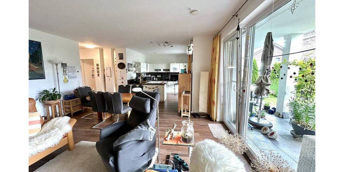 Etagenwohnung Hildesheim Ochtersum - 3 Zimmer, 105 m&sup2;, 1.250&euro; | Angebot:26830362