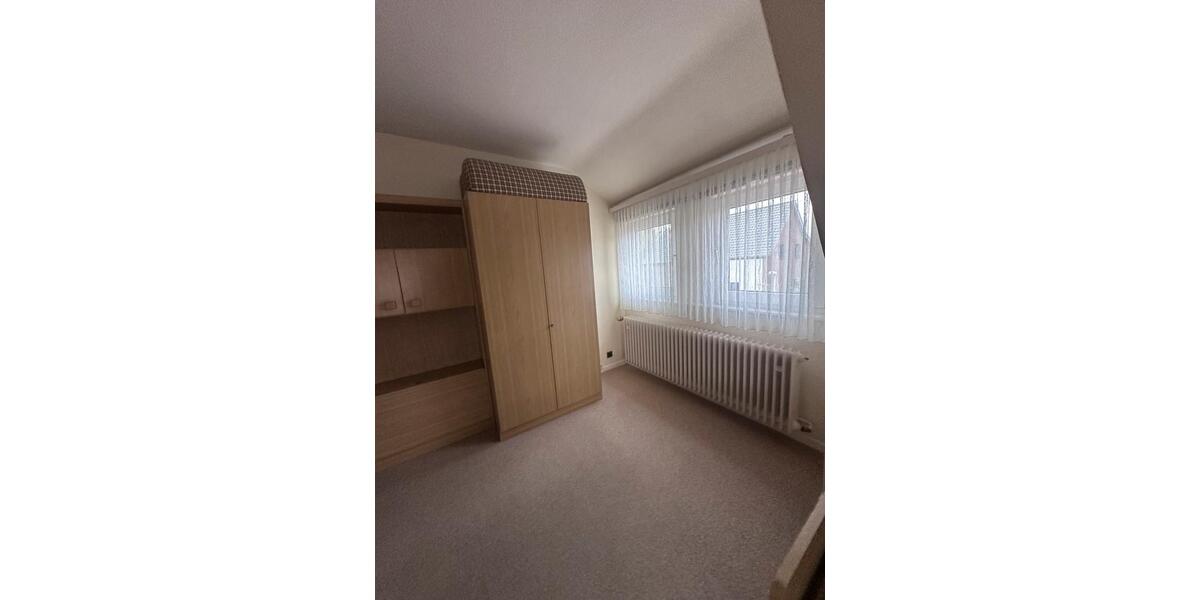 Dachgeschoßwohnung Braunschweig Timmerlah-Geitelde-Stiddien - 1 Zimmer, 20 m&sup2;, 500&euro; | Angebot:24422313