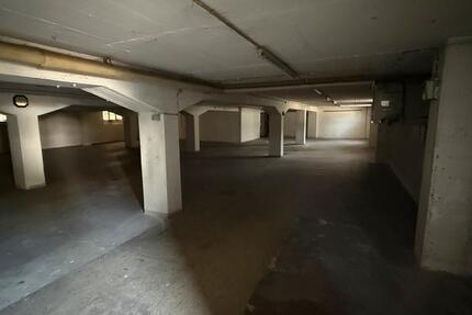 Lagerfläche zu vermieten – ca. 800 m² in der Stadtmitte zimmer