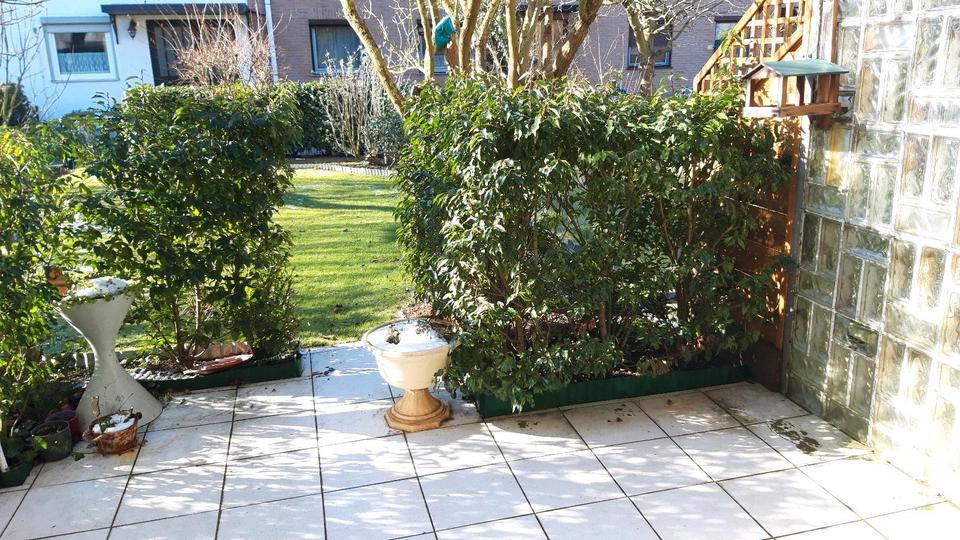 Reihenhaus Braunschweig Broitzem - 6.5 Zimmer, 85 m&sup2;, 210.000&euro; | Angebot:24783973