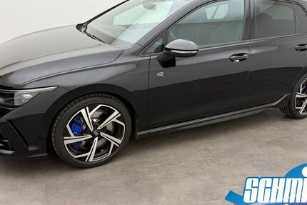 VW Golf 8.090 km 44.400 &euro; Peine 31226