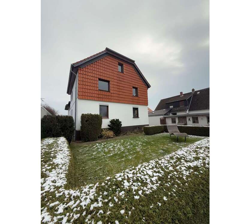 Wohnung zum Kaufen in Wendeburg 150.000 € 84.4 m²