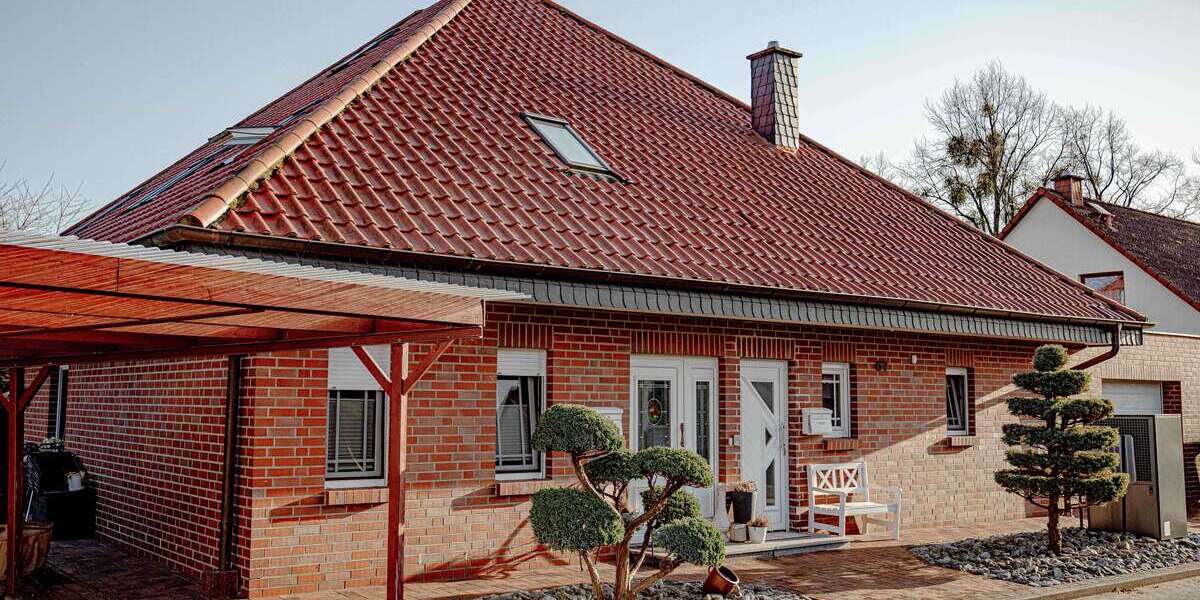 Einfamilienhaus Hildesheim Bockfeld - 7 Zimmer, 250 m&sup2;, 675.000&euro; | Angebot:25538568