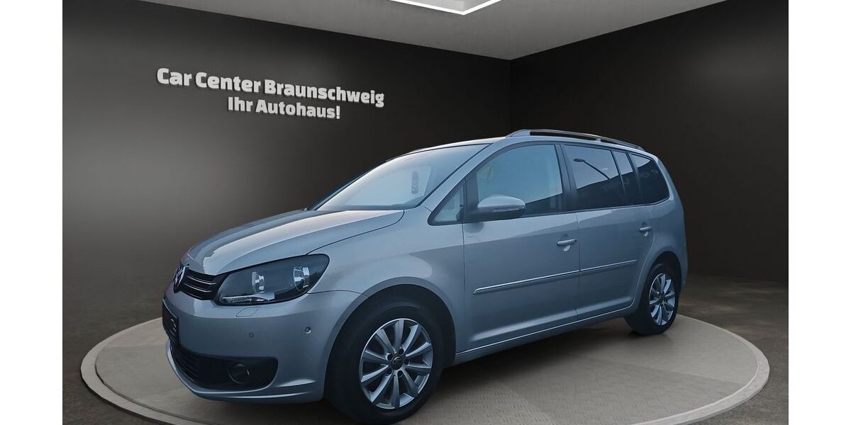 VW Touran 179.500 km 8.999 € Braunschweig 38120
