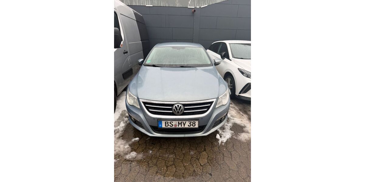 VW CC 216.143 km 4.700 &euro; Braunschweig 38118