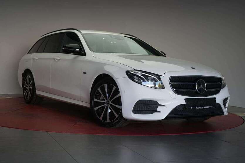 E 300
